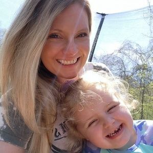 Meet your Posher, Felicia